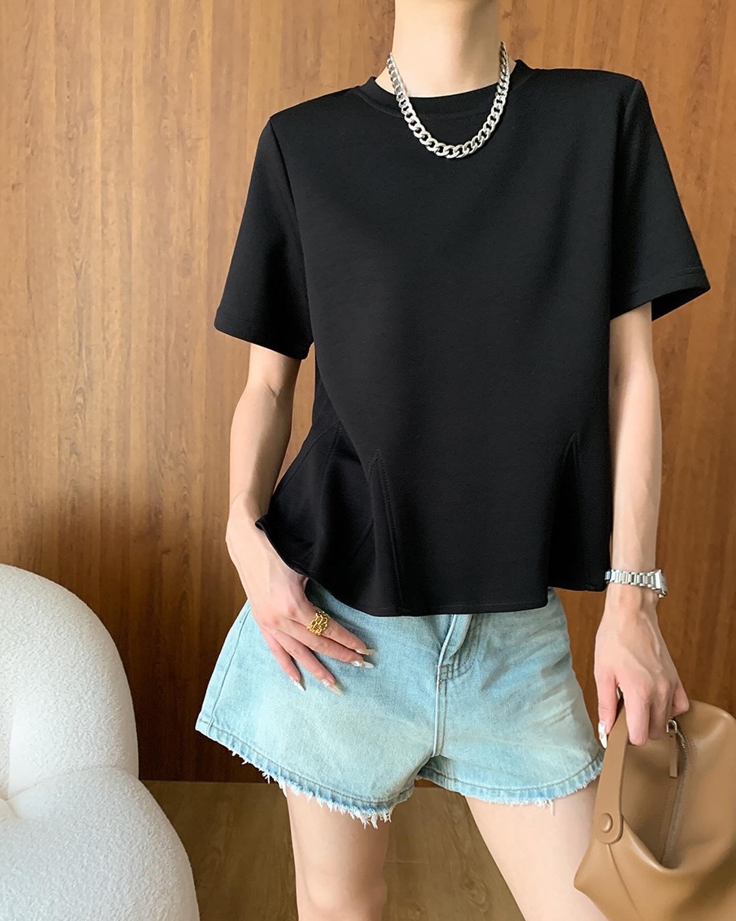 Ruffled Hem Round Neck T-Shirt