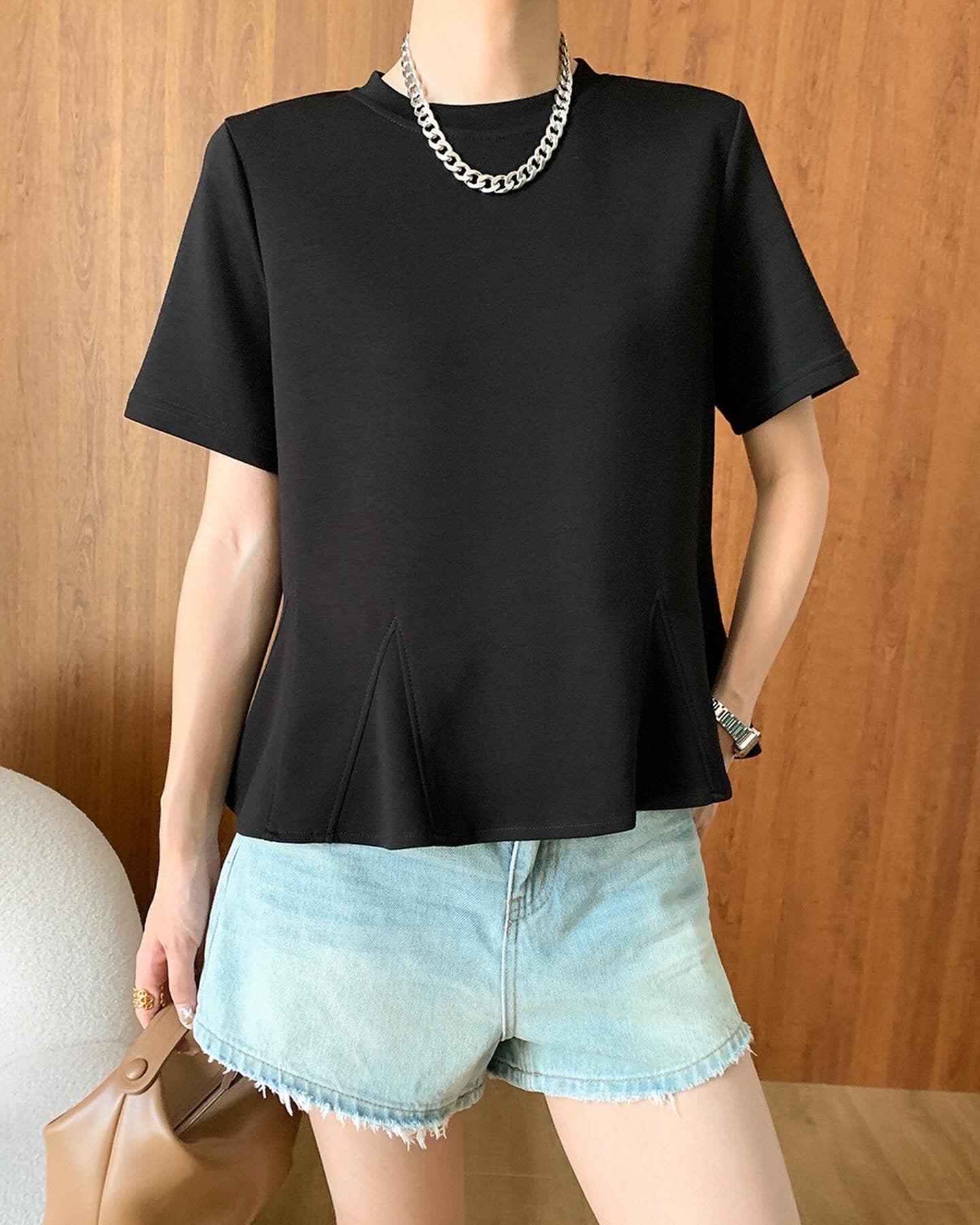 Ruffled Hem Round Neck T-Shirt