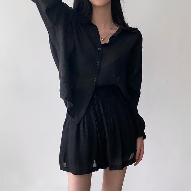 Loose Lightweight Shirt + High-Waisted Wide-Leg Casual Shorts