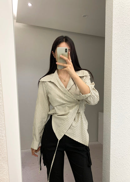 One-piece Button Waist-Defining Striped Shirt