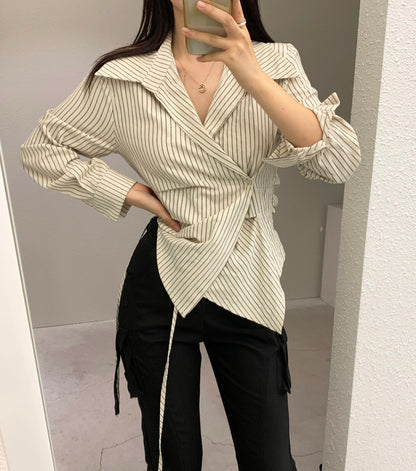 One-piece Button Waist-Defining Striped Shirt