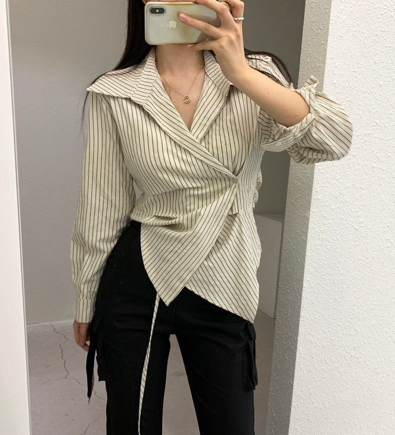 One-piece Button Waist-Defining Striped Shirt