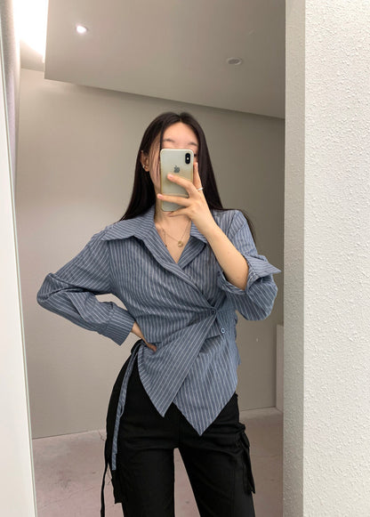 One-piece Button Waist-Defining Striped Shirt