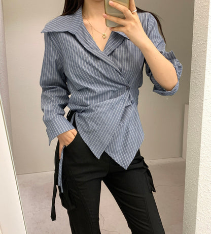 One-piece Button Waist-Defining Striped Shirt