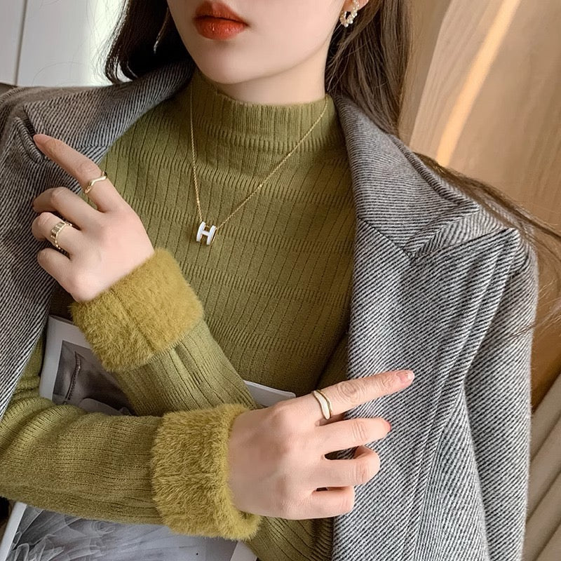 Soft and Cozy Fleece-Lined Half-High Neck Top